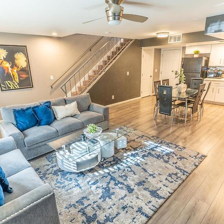 Spacious 2-Bedroom Townhouse With Pool & Private Patio In Central Λας Βέγκας Εξωτερικό φωτογραφία